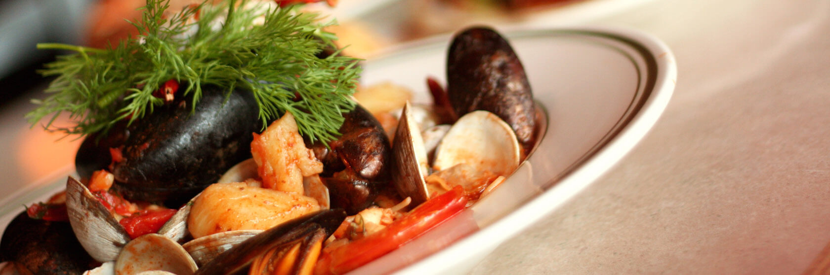 Paul's Deli New Town Williamsburg VA Family RestaurantPaul's Deli & Neighborhood Restaurant